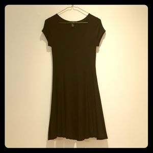 FOREVER 21 black v-neck dress